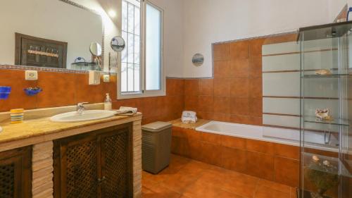 Vannas istaba, Casa rural Navalonguilla Santa Olalla del Cala by Ruralidays in Santa Olalla del Cala