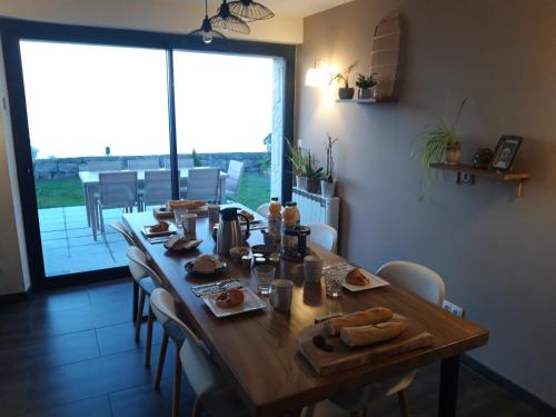 B&B CHEZ FOUCHS - Chambre d'hotes in Dun Sur Meuse