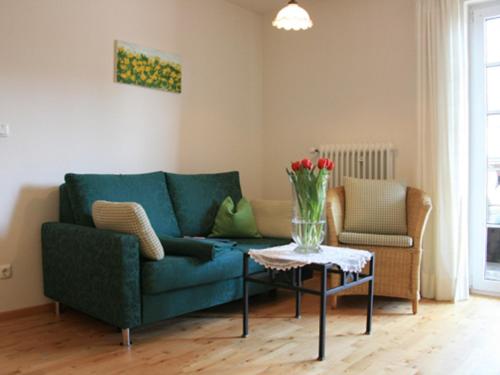 One-Bedroom Apartment with Kitchenette - First Floor image 5