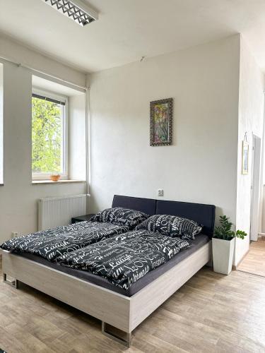 1 double bed, 2 twin beds, 1 sofa bed