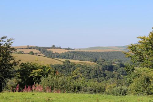 Treberfedd Farm Cottages and Cabins