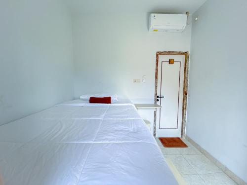 Home-Bience Hostel – Uluwatu, CO