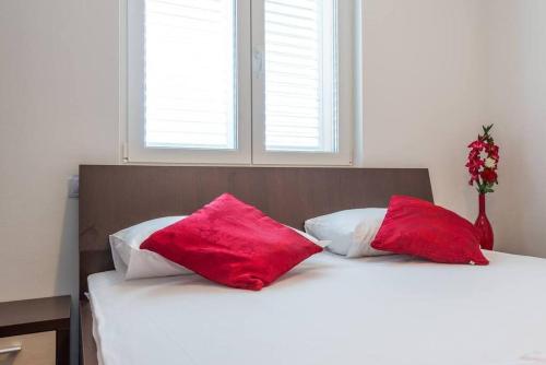 Apartment Belvedere with magnificent sea view terrace