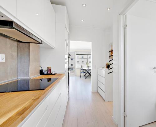 . Private Renovated Apartment