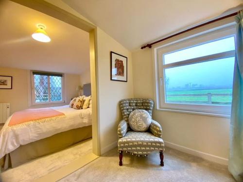 Pretty 1 bedroom cottage near Cirencester