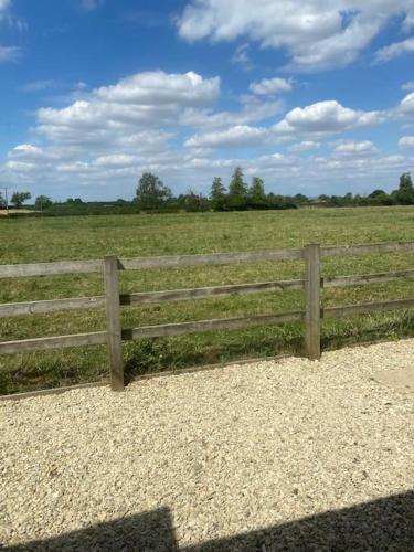 Pretty 1 bedroom cottage near Cirencester