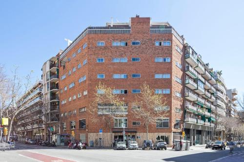 Acta Antibes, Barcelona (zdjęcie 8)