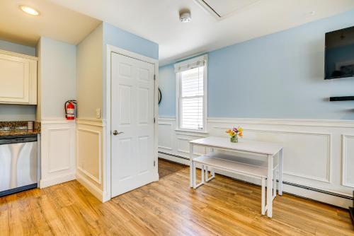 New Jersey Abode - Near Theme Parks, Walk to Beach in Hazlet (NJ)