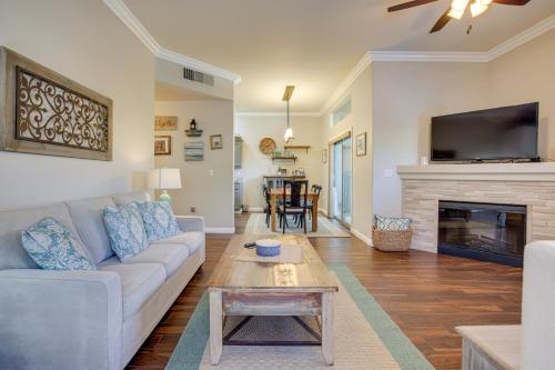 Las Vegas Condo Rental with Pool Access!, Las Vegas (photo 10)