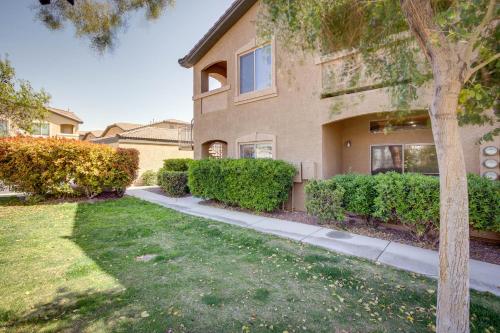 Las Vegas Condo Rental with Pool Access!, Las Vegas (photo 7)