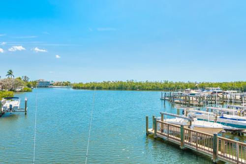 Latitude 26 Waterfront Boutique Resort - image 4