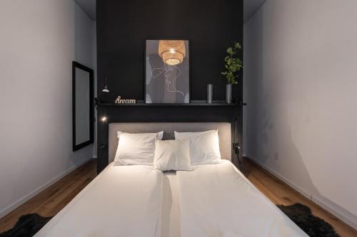 E32- Boutique Apartments, Best Location. By BQA