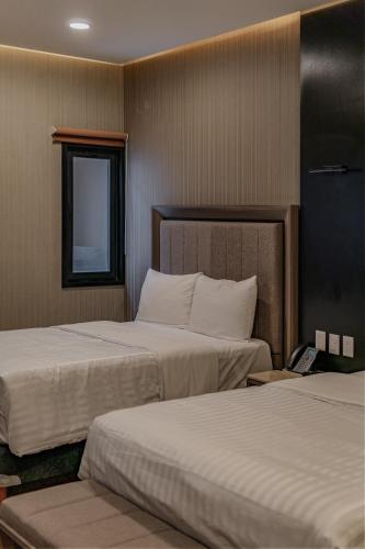 Superior Double Room image 1