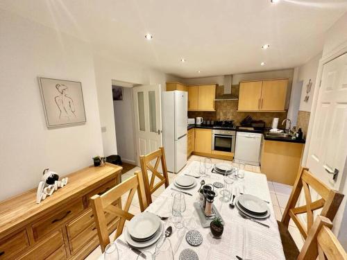 Cottage,Cinema Room,Log Burner in Blaenavon