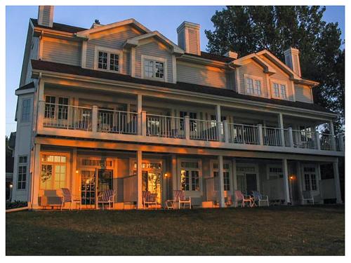 The Sand Hill Inn - image 4