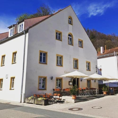 B&B Breitenbrunn - Ferienwohnung - Bed and Breakfast Breitenbrunn