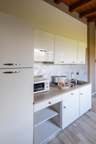  Angolo Nascosto Apartments in San Fiorano