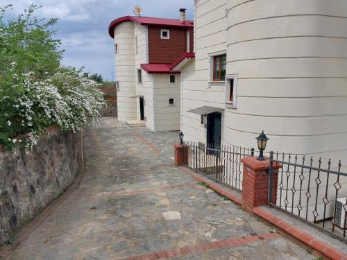 Big garden and sea view villa