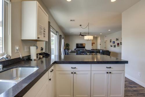 Updated Las Vegas House with Patio Solar Heated Pool - image 11