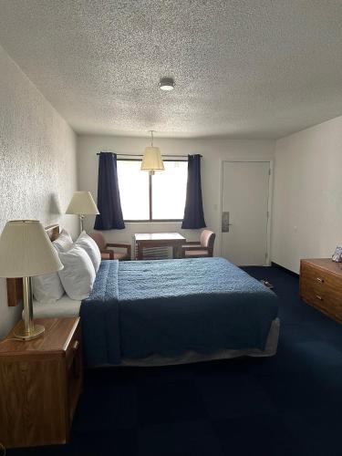 Bayside Inn - image 4