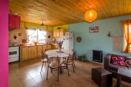 廚房, Piuke Mapu Patagonia Hostel in 佐利拉