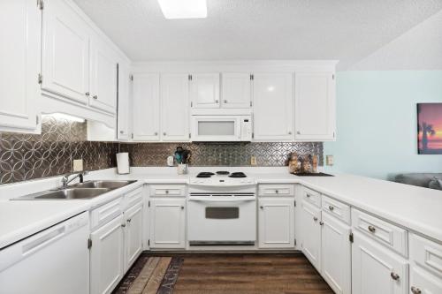Horizon South #74 G by Nautical Properties Vacation Rentals