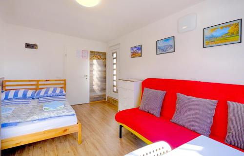 New Studio with AirCon & FREE Parking, Lubiana (foto 3)
