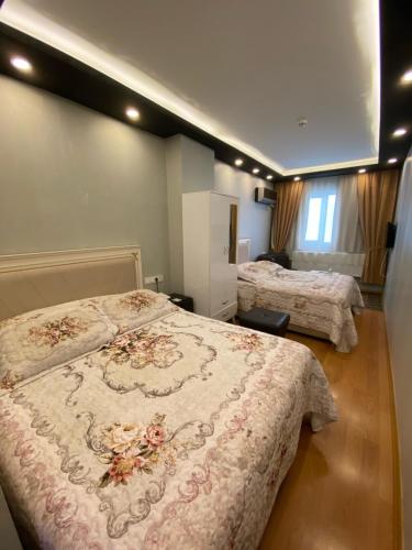 Standard Double Room image 10