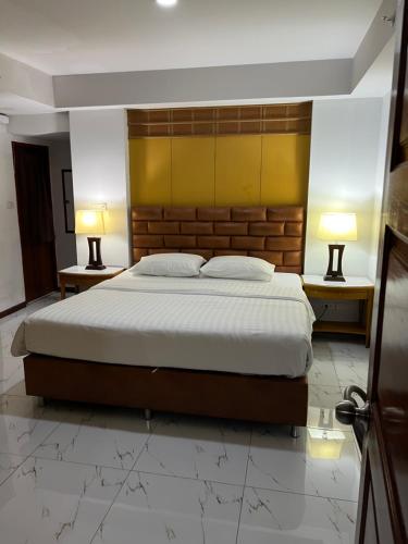 Guestroom, Mall Suites Hotel in Bang Kapi