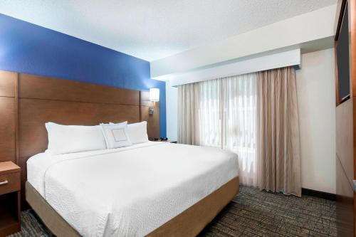 2 bedrooms, 3 beds