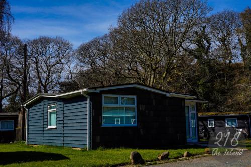 The Cabin, Glan Gwna