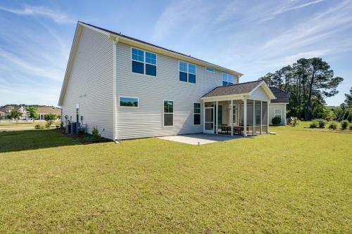 Wilmington Vacation Rental about 9 Mi to Beach!