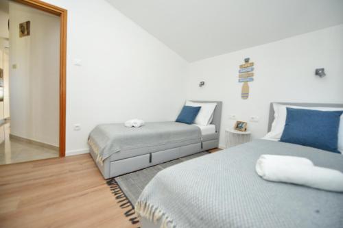 Apartmani Laura Vir