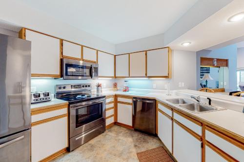 Pointe Royale Golf Front Condo in Branson, USA