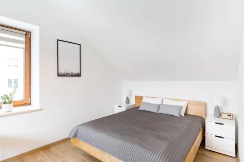 NEO UNIQUE & BRIGHT Apartments, FREE PARKING, 15min Old Town & Kazimierz - by Homelike Krakow, Cracovia (foto 2)