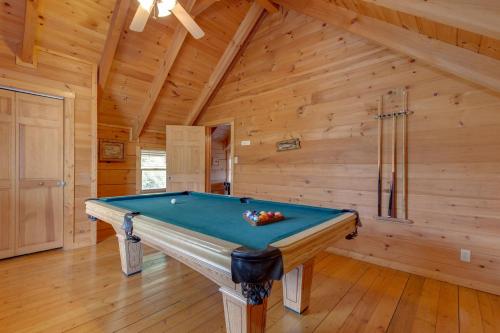 Spring View 2 Bedrooms WiFi Hot Tub Pool Table Sleeps 6 - image 13