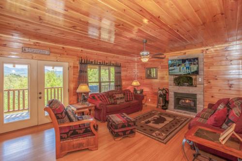 Destiny's Heavenly View 5 Bedrooms Sleeps 16 Pet Friendly Hot Tub Pool Table - image 6