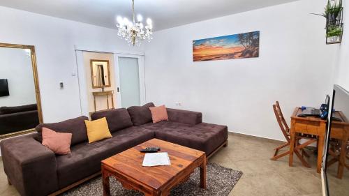 Three-Bedroom Apartment with Terrace room in Family-friendly apartments with swimming pool Sabunike Zadar - 20179
