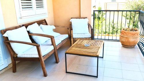 Three-Bedroom Apartment with Terrace image 2