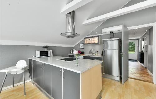 Kitchen, Awesome Home In Hemmet With 3 Bedrooms, Sauna And Wifi in Hemmet