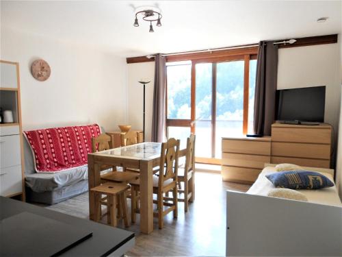 Studio Le Corbier, 1 pièce, 5 personnes - FR-1-267-249 - Location saisonnière - Villarembert