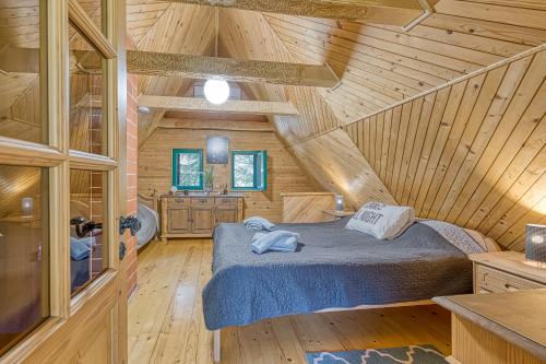 Fani's Riverside Home with Sauna & Beach - Happy Rentals in Fara