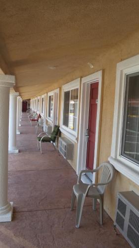 Kemudahan-Kemudahan, Holiday Motel Oakdale in Oakdale (CA)