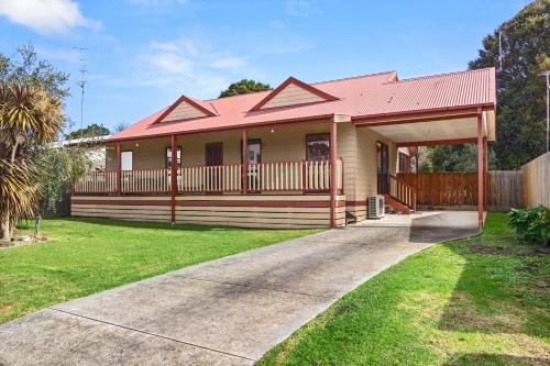 Beilby Beach Cottage - Free WiFi & Foxtel - Pet Friendly Outside Only