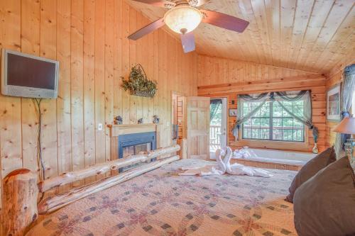 Bear Escape 1 Bedroom Sleeps 4 Hot Tub Pool Table Jacuzzi Tub - image 13