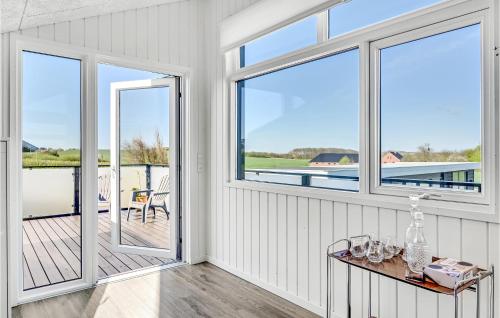 cuina, Two-Bedroom Holiday Home In Lemvig in Lemvig