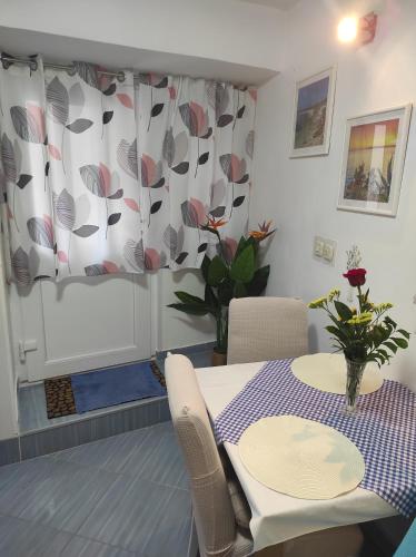 Cosy apartment in Split centar - Tap to explore photos