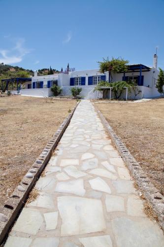 Aroura Homes 4BR Beachfront Villa