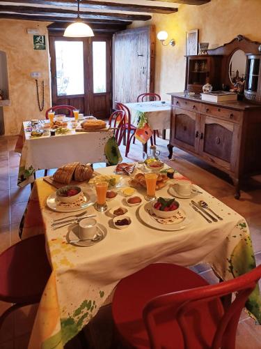 Fasiliti, Casa del Riu in El Albir