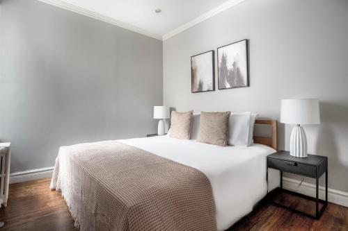 Soho 1br w private deck wd nr New Museum NYC-1104 in New York, USA